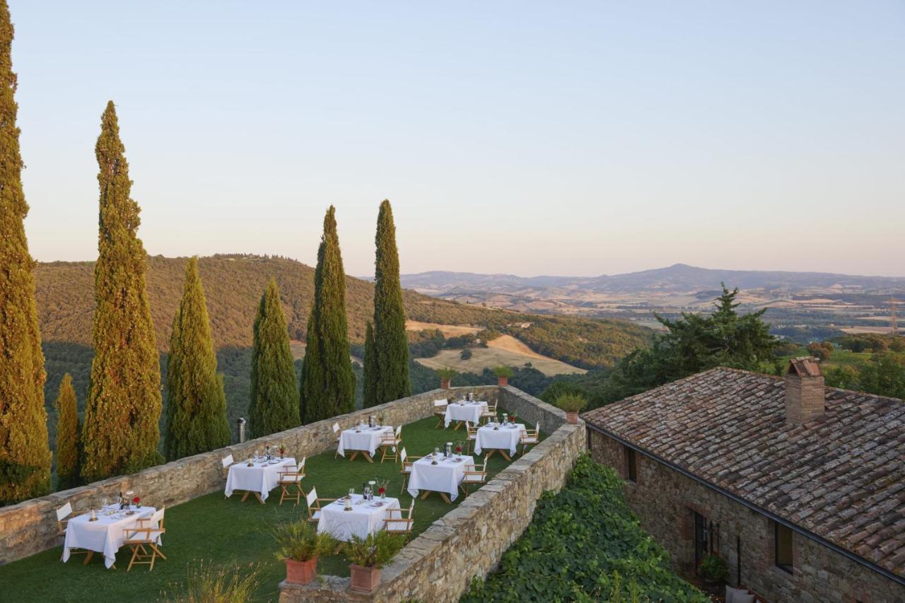 Castello Di Vicarello Villa Sasso dʼOmbrone Екстериор снимка